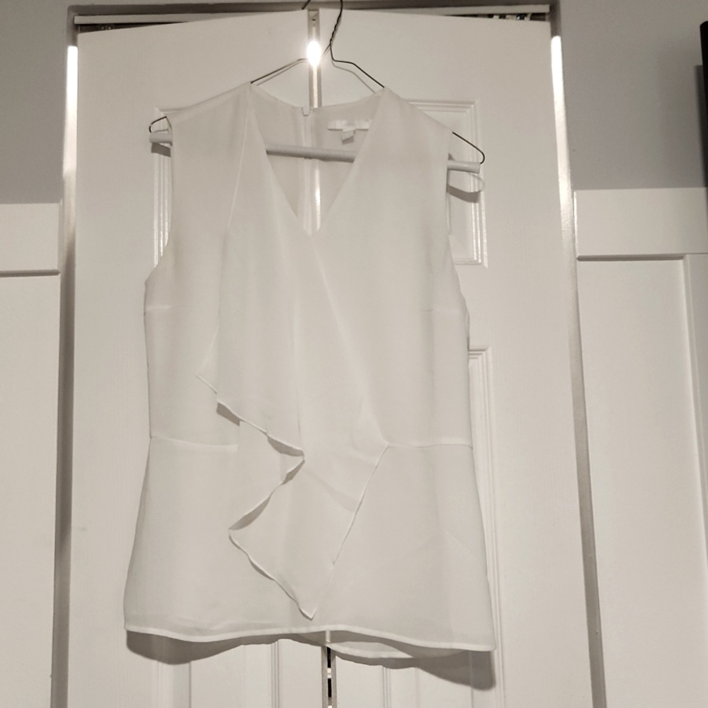 Pre-loved Hugo Boss White Sleeveless Asymmetrical Blouse w/ zipper. US4